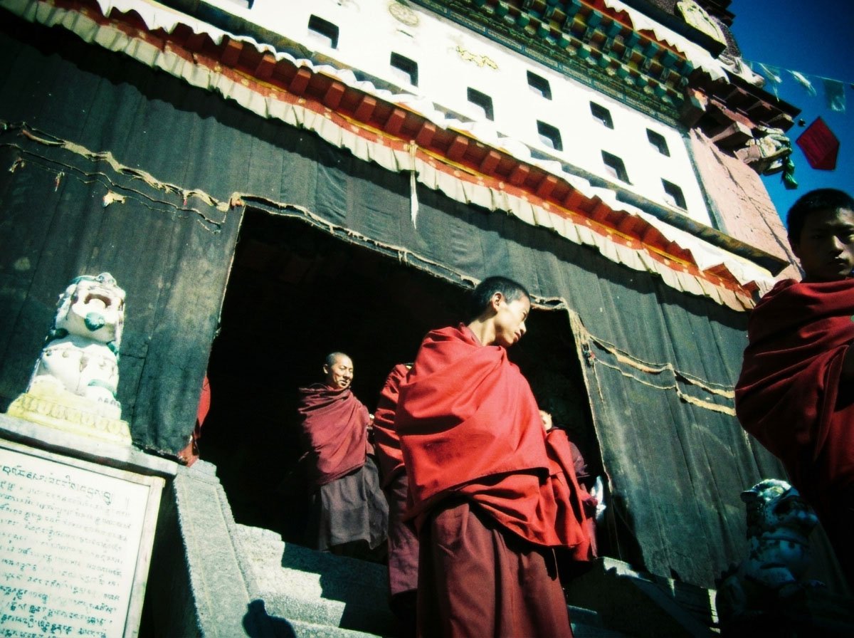 Tibet – through the lomo lens