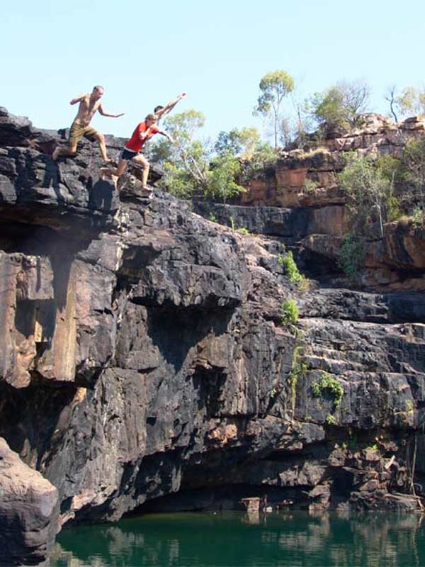 manning-gorge-jump-lg